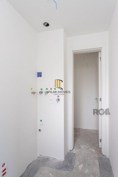 APARTAMENTO DE 03 DORMITÓRIOS SENDO 03 SUÍTES, NO BAIRRO AUXILIADORA - PORTO ALEGRE/RS