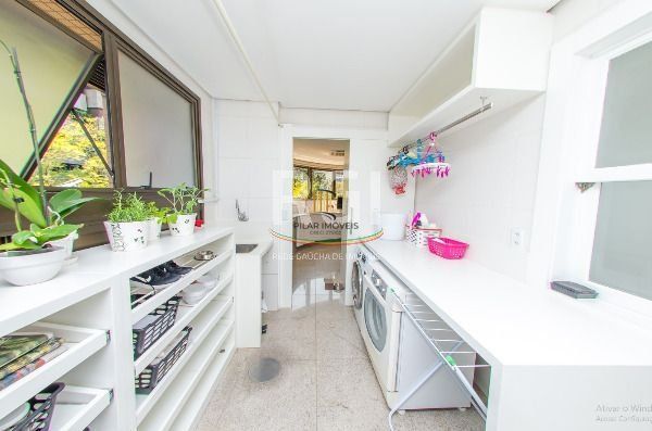 Apartamento para Venda - 257.8m², 3 dormitórios, sendo 3 suites, 3 vagas - Bela Vista