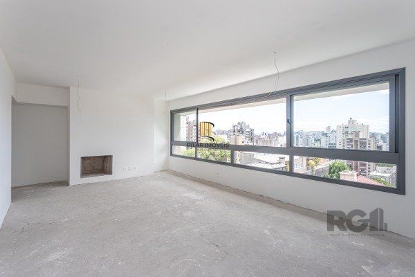 APARTAMENTO DE 03 DORMITÓRIOS SENDO 03 SUÍTES, NO BAIRRO AUXILIADORA - PORTO ALEGRE/RS