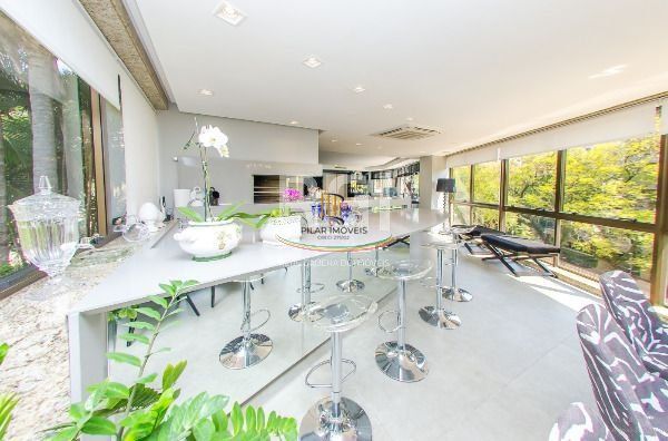 Apartamento para Venda - 257.8m², 3 dormitórios, sendo 3 suites, 3 vagas - Bela Vista