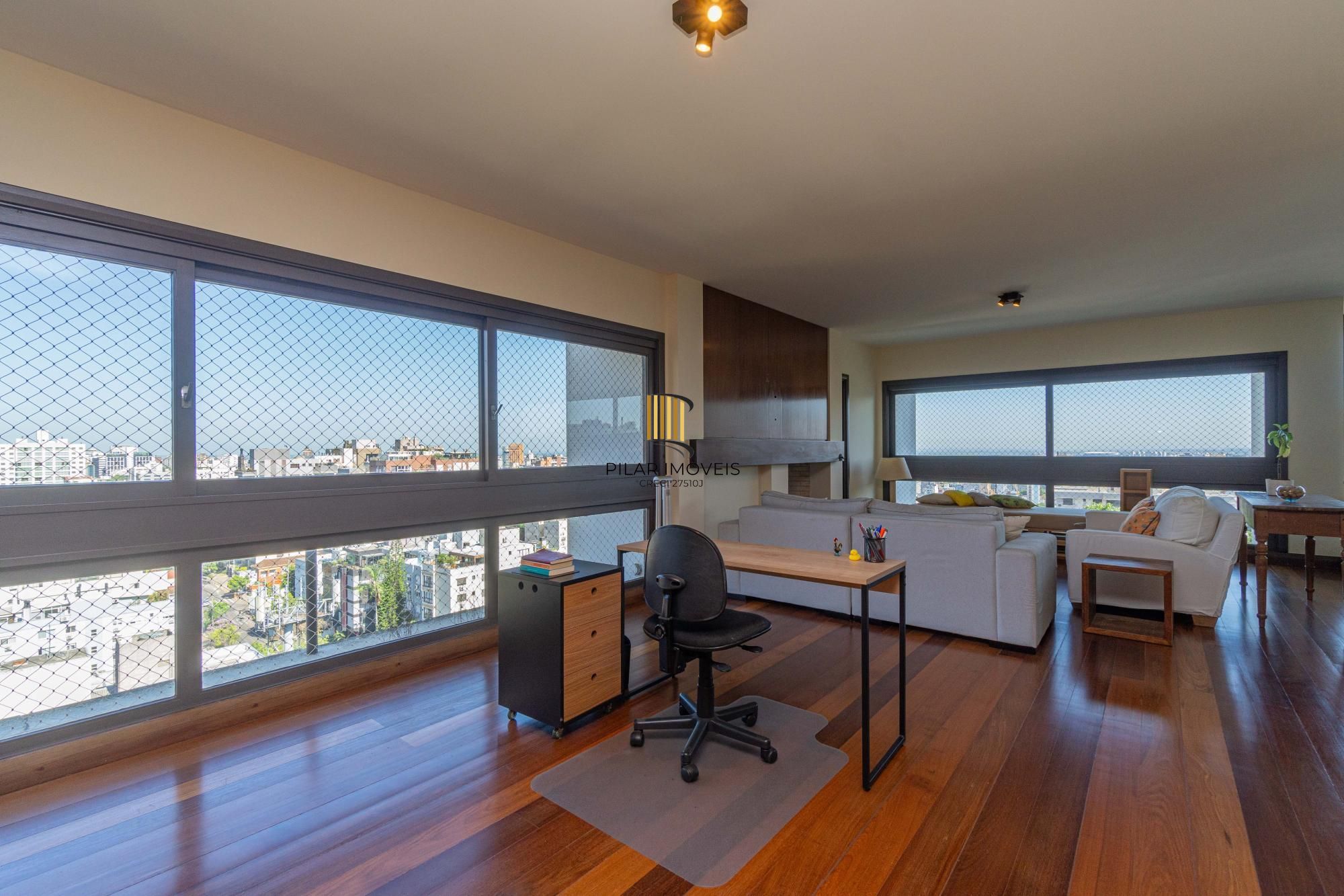 APARTAMENTO DE 3 DORMITÓRIOS, SENDO 1 SUÍTE, NO BAIRRO MONT'SERRAT EM PORTO ALEGRE/RS