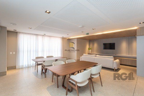 APARTAMENTO DE 02 DORMITÓRIOS SENDO 02 SUÍTES, NO BAIRRO AUXILIADORA EM PORTO ALEGRE/RS