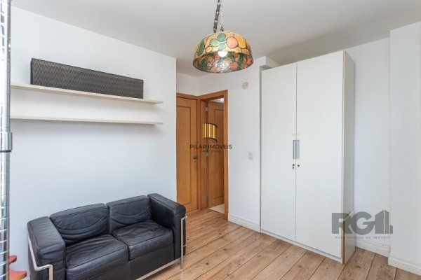 Apartamento de 3 dormitórios (sendo 3 suítes)bem localizado, no bairro Auxiliadora em Porto Alegre-RS.