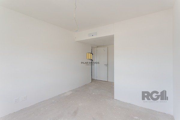 APARTAMENTO DE 02 DORMITÓRIOS SENDO 02 SUÍTES, NO BAIRRO AUXILIADORA EM PORTO ALEGRE/RS