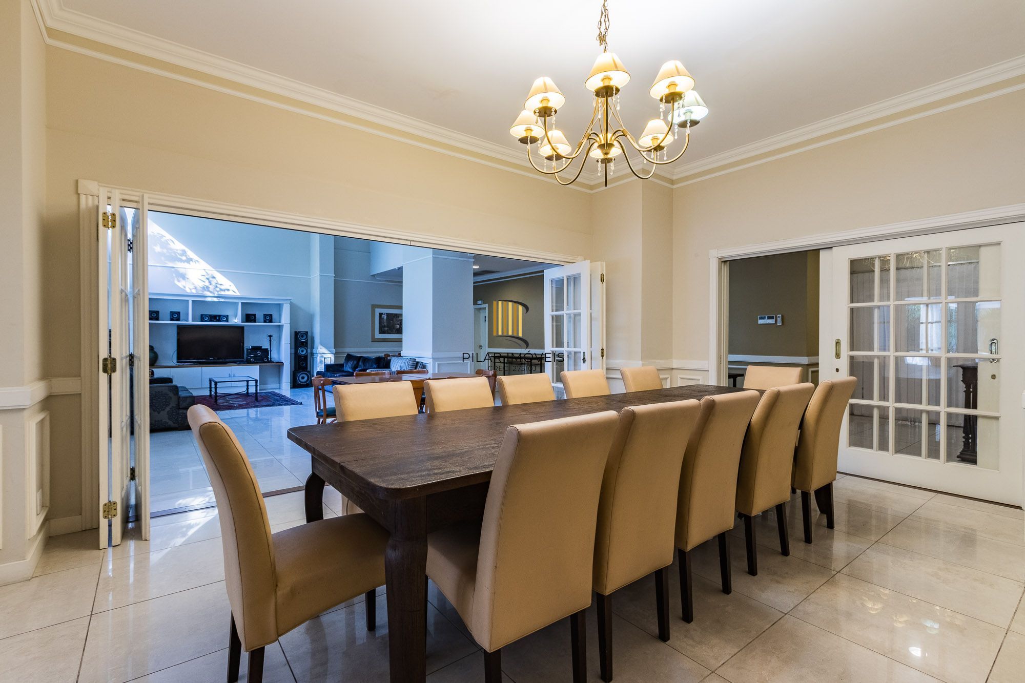 Apartamento 2 suítes grandes (original 3 dorms) à venda, Rio Branco-Porto Alegre