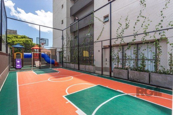 APARTAMENTO DE 02 DORMITÓRIOS SENDO 02 SUÍTES, NO BAIRRO AUXILIADORA EM PORTO ALEGRE/RS