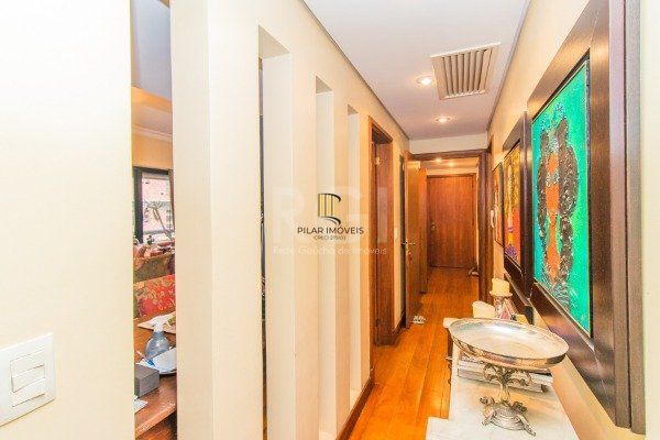 Apartamento para Venda - 246.23m², 4 dormitórios, sendo 1 suites, 2 vagas - Rio Branco