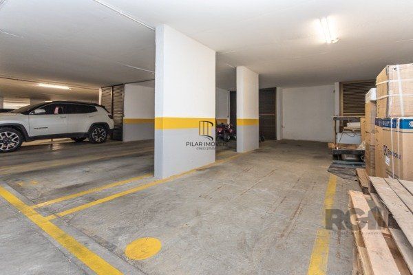 Apartamento de 3 dormitórios (sendo 3 suítes)bem localizado, no bairro Auxiliadora em Porto Alegre-RS.