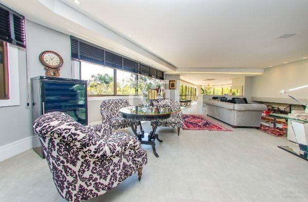 Apartamento para Venda - 257.8m², 3 dormitórios, sendo 3 suites, 3 vagas - Bela Vista
