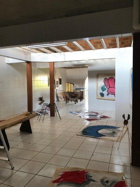 Prédio Comercial no bairro Azenha