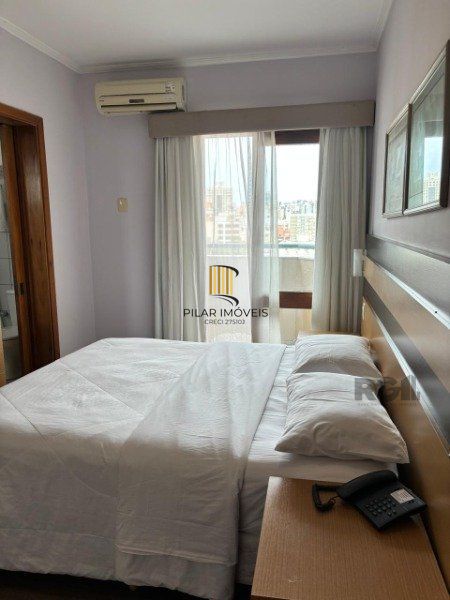 Excelente Flat com 52,96m², classificado no pool hoteleiro, no bairro Independência em Porto Alegre/RS.