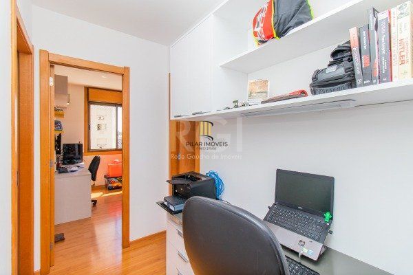 Apartamento para Venda - 71.77m², 2 dormitórios, sendo 1 suites, 1 vaga - Passo da Areia
