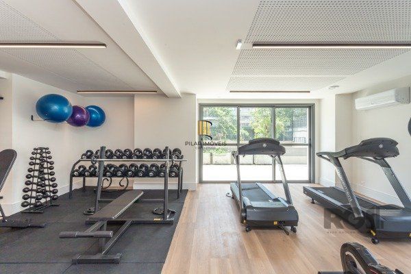 APARTAMENTO DE 02 DORMITÓRIOS SENDO 02 SUÍTES, NO BAIRRO AUXILIADORA EM PORTO ALEGRE/RS