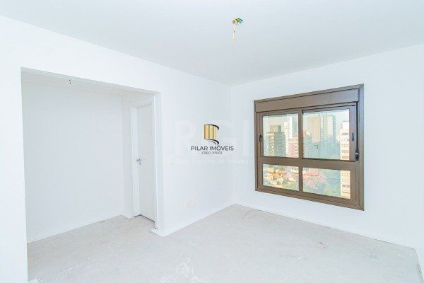 Cobertura para Venda - 617.99m², 4 dormitórios, sendo 4 suites, 5 vagas - Mont Serrat