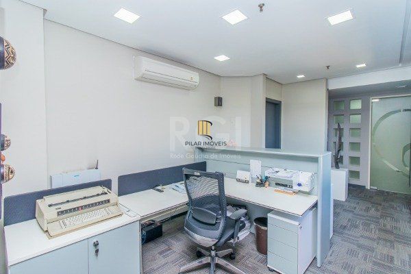Conjunto/Sala para Venda - 199.88m², 0 dormitórios, 3 vagas - Floresta