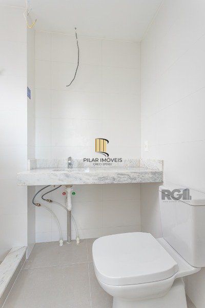 APARTAMENTO DE 03 DORMITÓRIOS SENDO 03 SUÍTES, NO BAIRRO AUXILIADORA - PORTO ALEGRE/RS