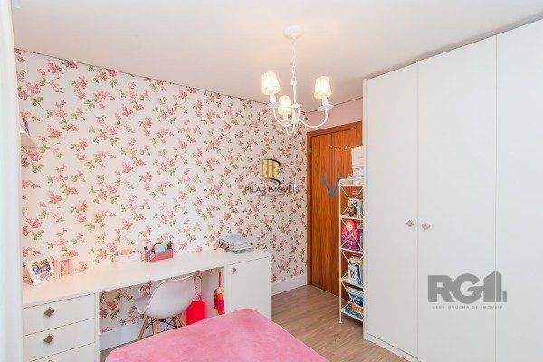 APARTAMENTO COM 03 DORMITÓRIOS, SENDO 03 SUÍTES, NO BAIRRO RIO BRANCO - PORTO ALEGRE/RS.