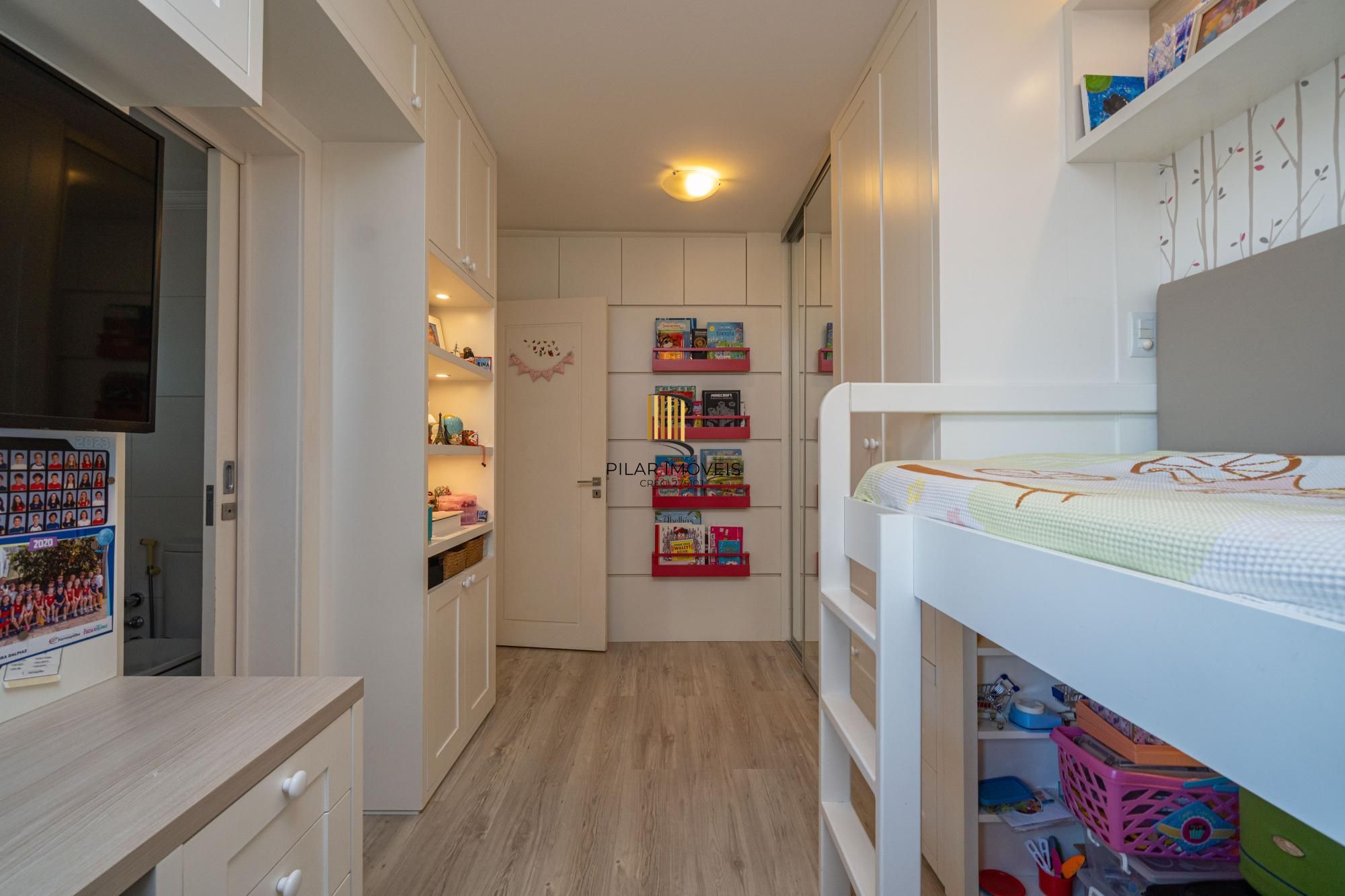 Apartamento com 3 dormitórios sendo 3 suítes no bairro Auxiliadora - POA/RS