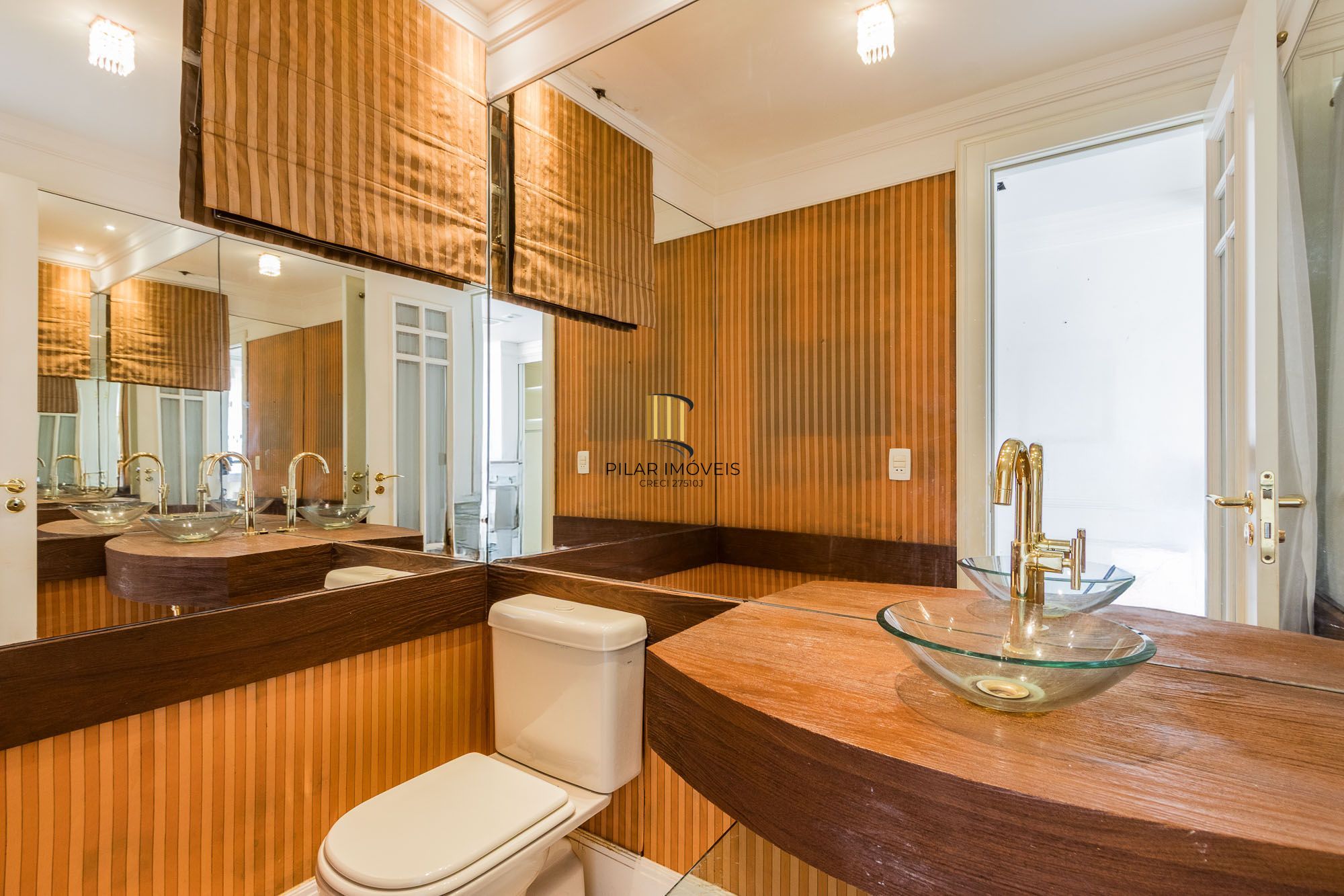 Apartamento 2 suítes grandes (original 3 dorms) à venda, Rio Branco-Porto Alegre
