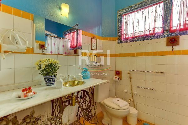 Hotel para Venda - 512.93m², 8 dormitórios, sendo 8 suites, 7 vagas - Centro