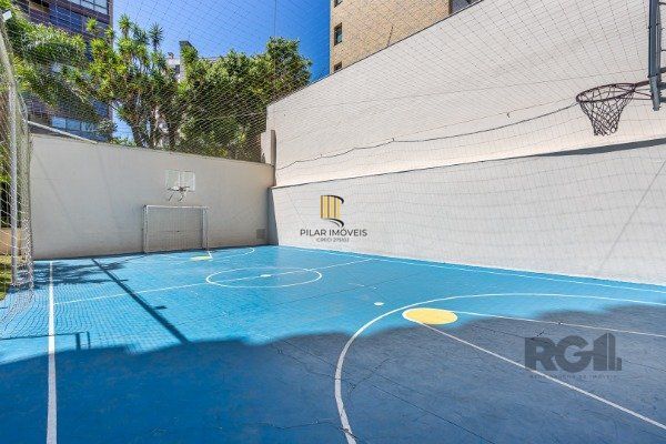 Apartamento de 3 dormitórios (sendo 3 suítes)bem localizado, no bairro Auxiliadora em Porto Alegre-RS.