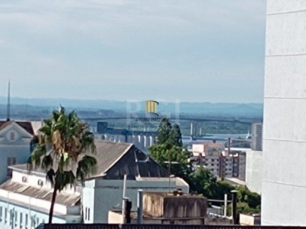 APARTAMENTO COM 3 DORMITÓRIOS E 2 VAGAS DE GARAGEM NO BAIRRO INDEPENDÊNCIA - PORTO ALEGRE/RS.