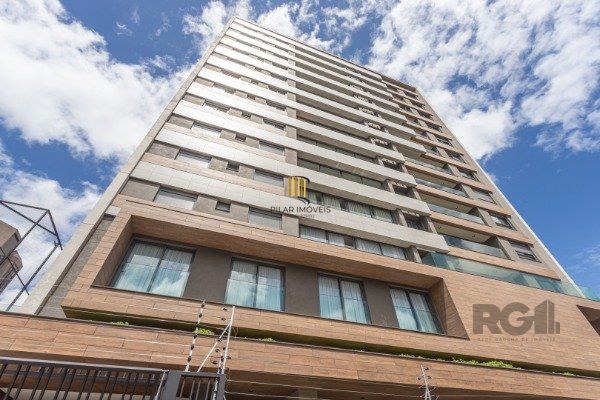 APARTAMENTO DE 03 DORMITÓRIOS SENDO 03 SUÍTES, NO BAIRRO AUXILIADORA - PORTO ALEGRE/RS