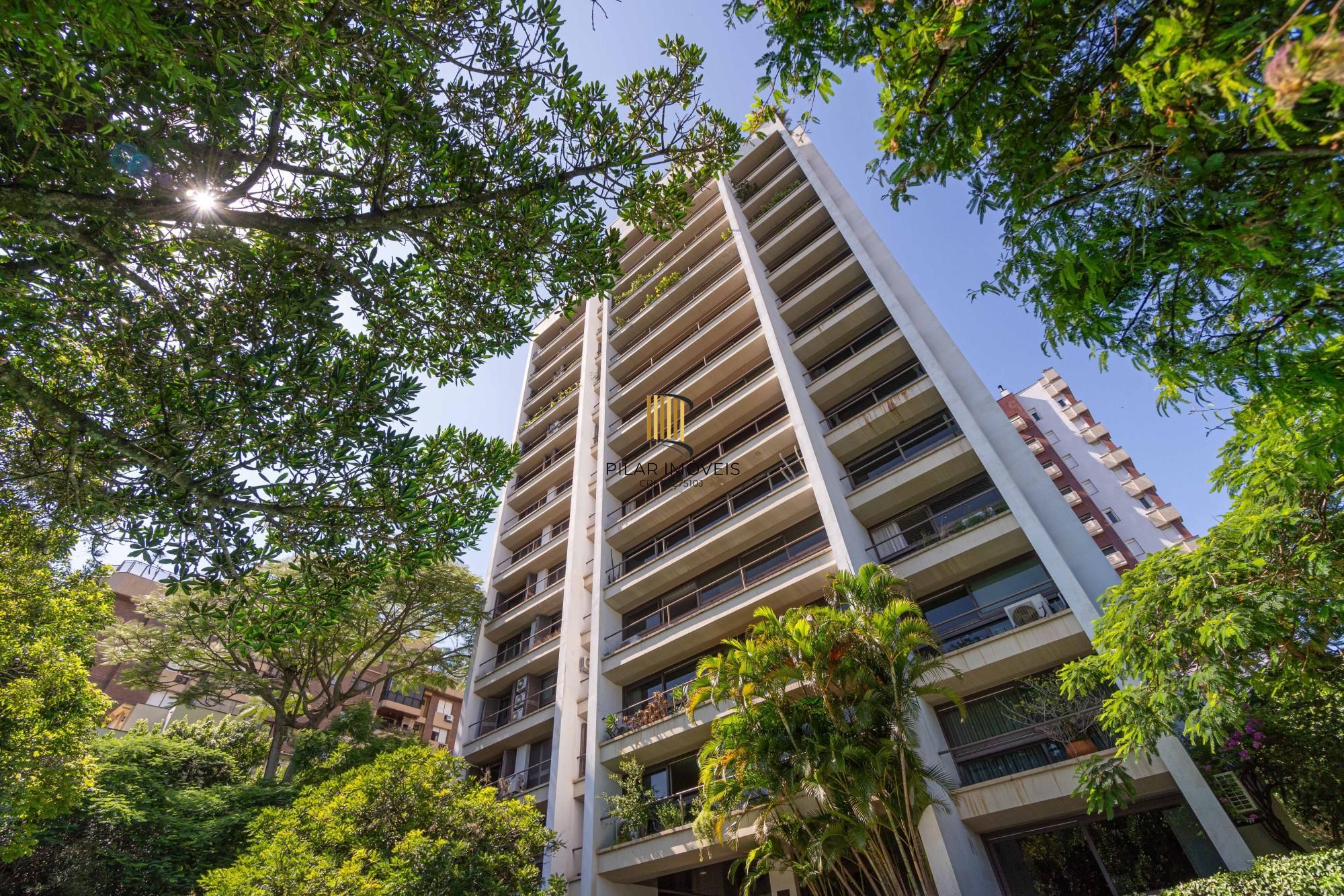 APARTAMENTO DE 3 DORMITÓRIOS, SENDO 1 SUÍTE, NO BAIRRO MONT'SERRAT EM PORTO ALEGRE/RS