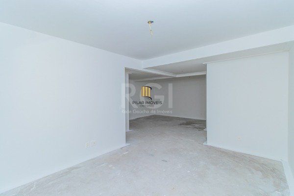 Cobertura para Venda - 617.99m², 4 dormitórios, sendo 4 suites, 5 vagas - Mont Serrat