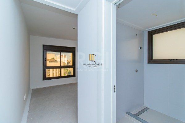 Cobertura para Venda - 617.99m², 4 dormitórios, sendo 4 suites, 5 vagas - Mont Serrat