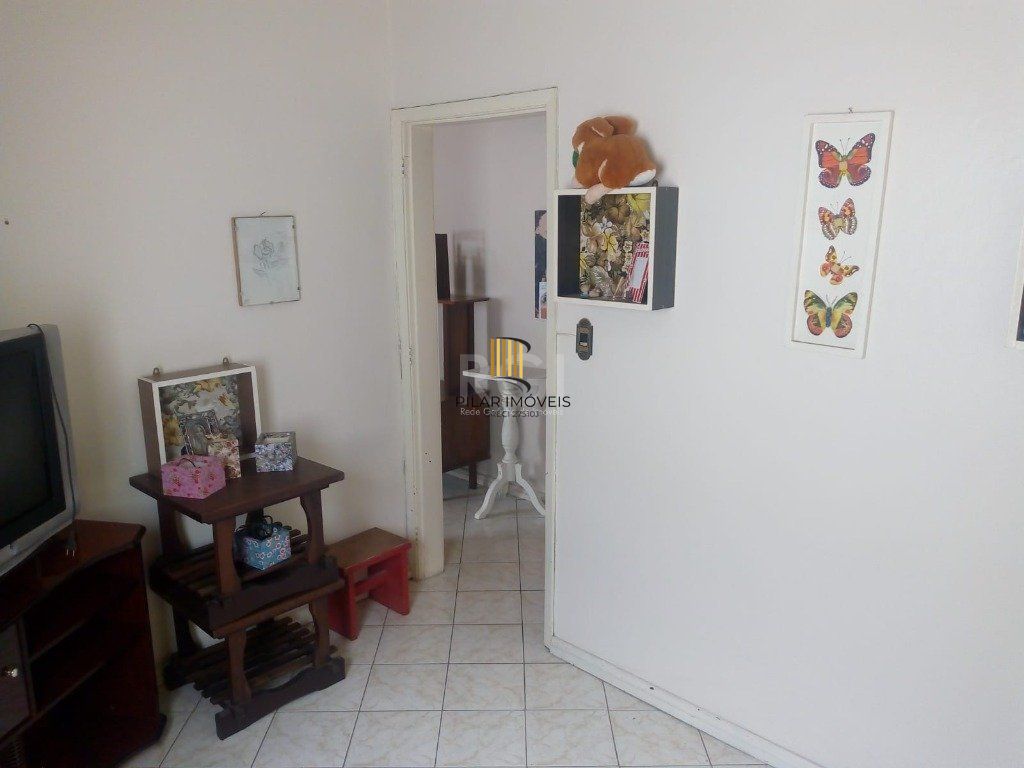 Apartamento 2dormitórios desocupado