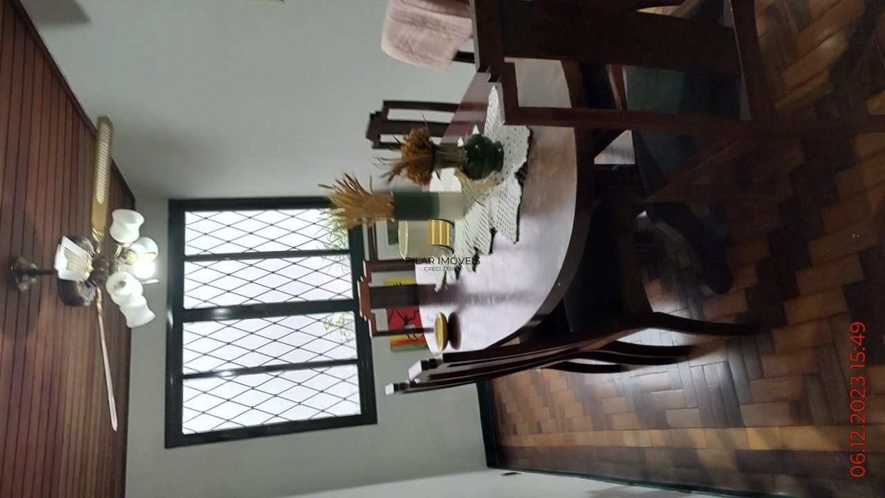 Amplo Sobrado 3Dormitórios Salão de Festas Churrasqueira