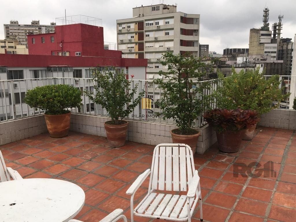 Apartamento de 01 dorm. no Centro Histórico