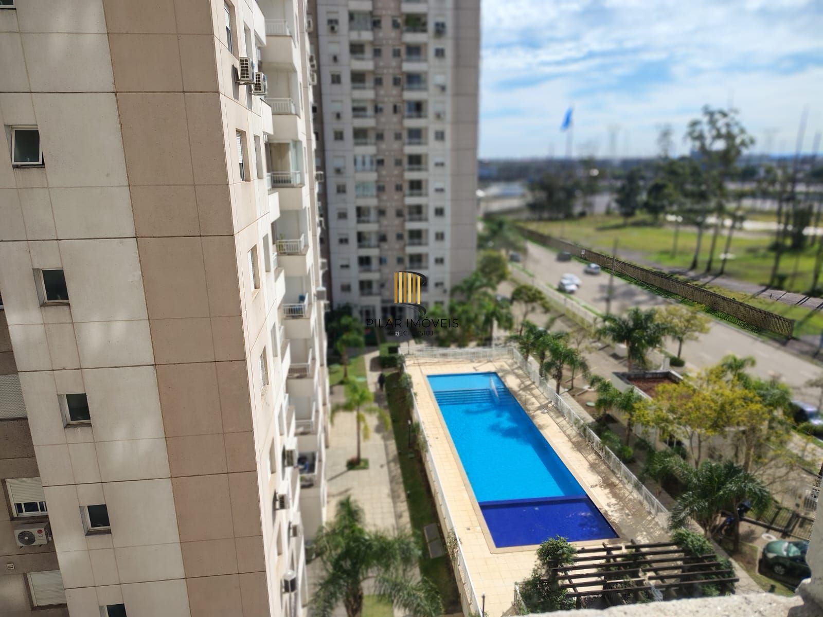 Lindo apartamento, vista panorâmica, sacada, churrasqueira, ensolarado