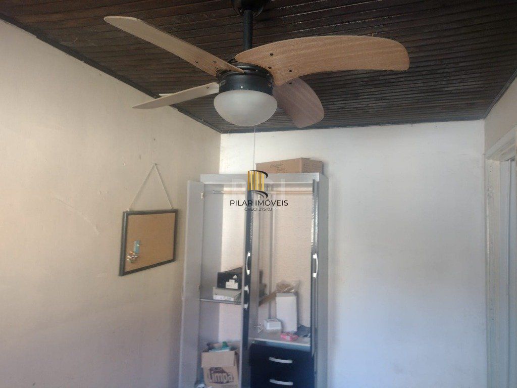 Casa 2 dormitórios no bairro Jardim Carvalho