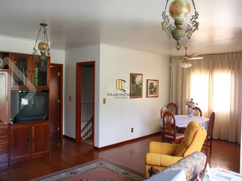 Casa para Venda - 246.24m², 5 dormitórios, sendo 1 suites, 4 vagas - Rubem Berta