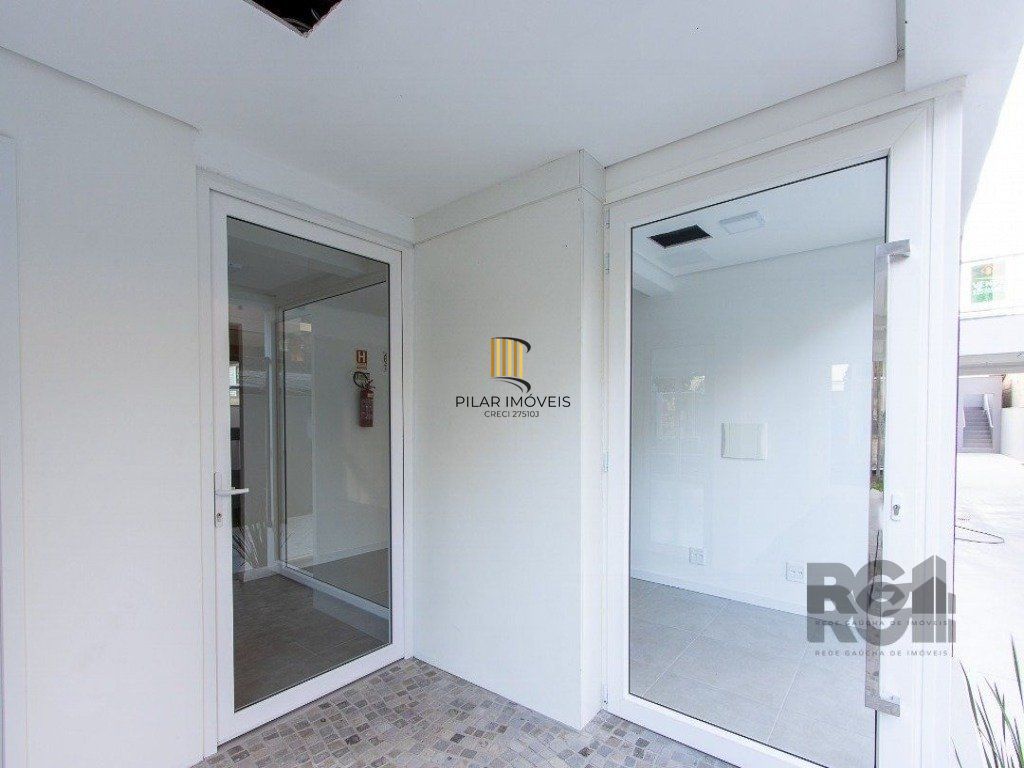 Apartamento para Venda - 102,47m², 2 dormitórios, sendo 2 suÍtes, 2 vagas - Tristeza