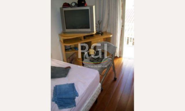 Casa para Venda - 185m², 3 dormitórios, 3 vagas - Santa Maria Goretti