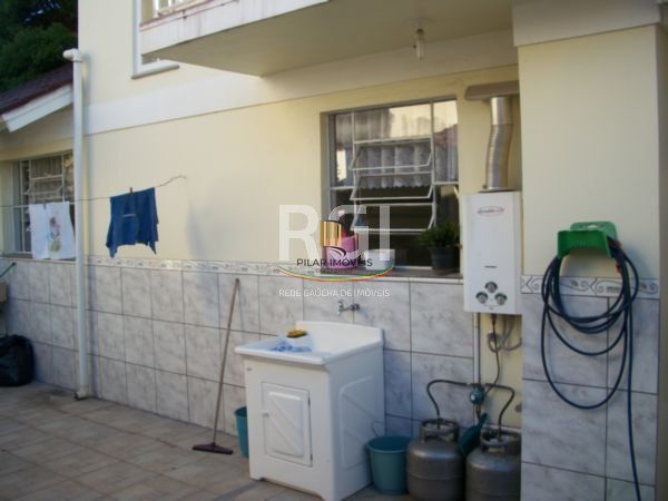 Casa para Venda - 185m², 3 dormitórios, 3 vagas - Santa Maria Goretti