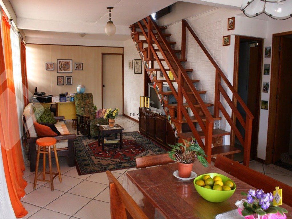 Casa para Venda - 246.24m², 5 dormitórios, sendo 1 suites, 4 vagas - Rubem Berta