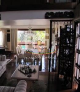 Casa para Venda - 800m², 4 dormitórios, sendo 3 suites, 6 vagas - Vila Conceição