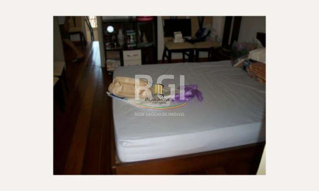 Casa para Venda - 185m², 3 dormitórios, 3 vagas - Santa Maria Goretti