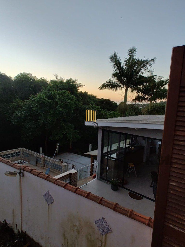 Casa de Condomínio 3 dormitórios no bairro Vila Nova