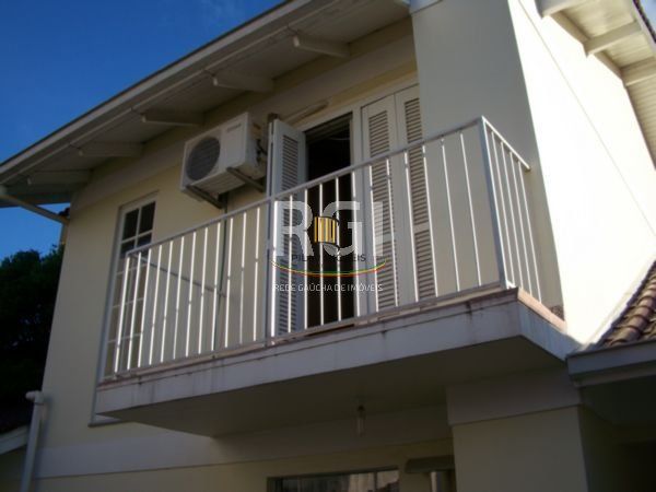 Casa para Venda - 185m², 3 dormitórios, 3 vagas - Santa Maria Goretti
