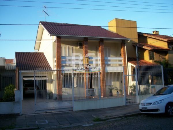 Casa para Venda - 185m², 3 dormitórios, 3 vagas - Santa Maria Goretti