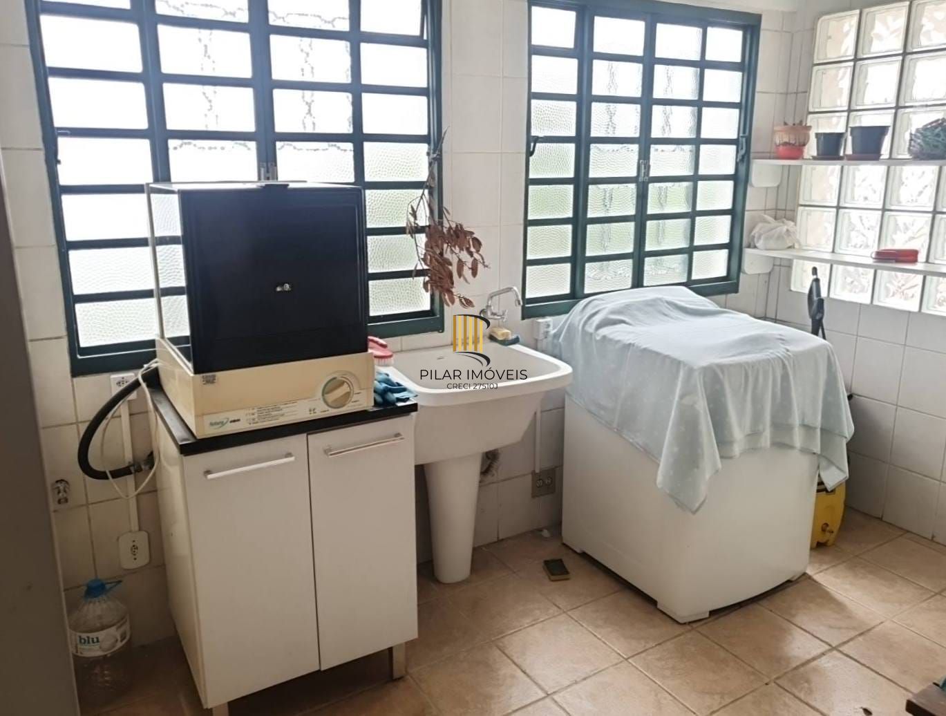 Amplo Sobrado 3Dormitórios Salão de Festas Churrasqueira