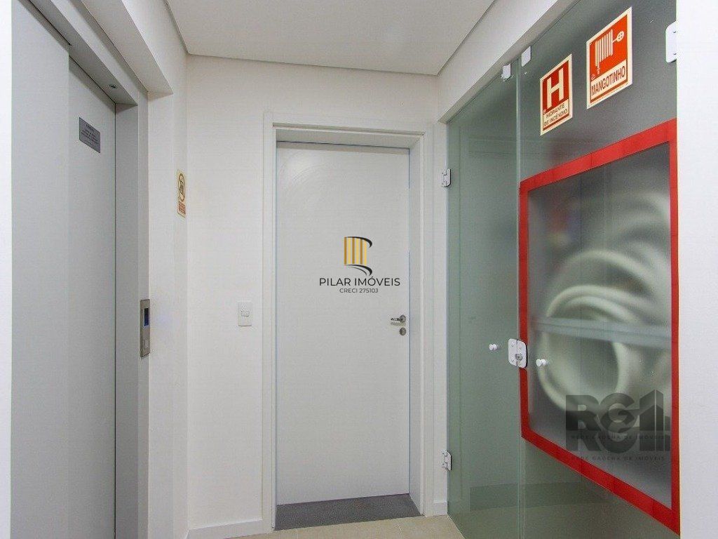 Apartamento para Venda - 102,47m², 2 dormitórios, sendo 2 suÍtes, 2 vagas - Tristeza
