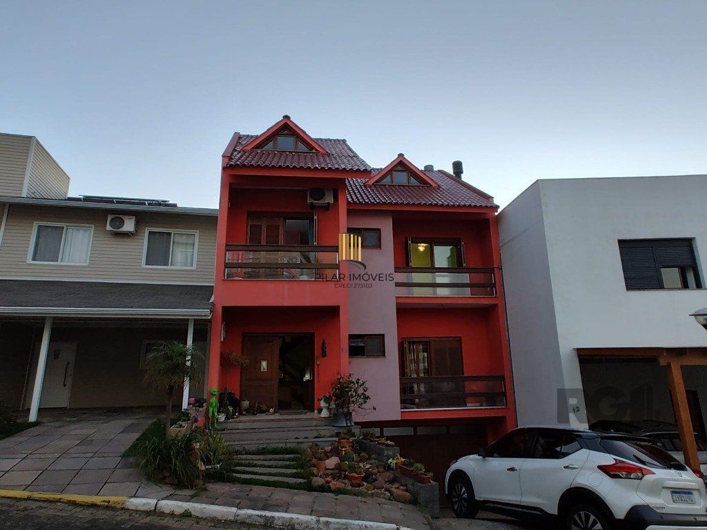 Casa de Condomínio 3 dormitórios no bairro Vila Nova