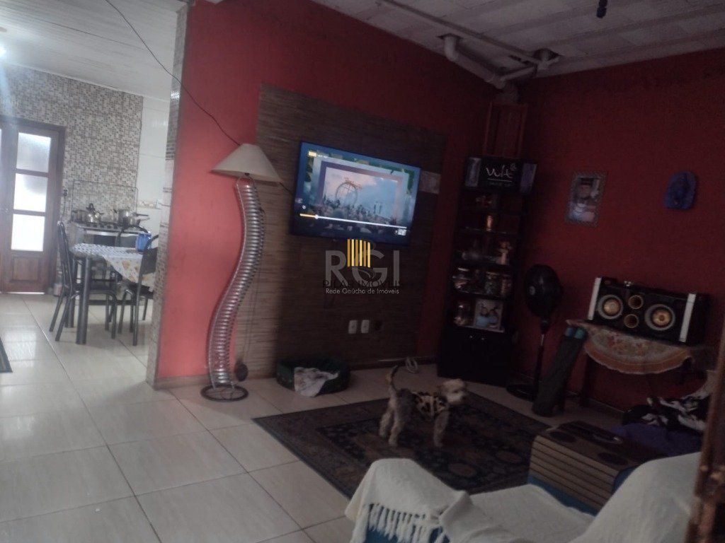 Casa para Venda - 250m², 3 dormitórios, sendo 1 suites, 2 vagas - Passo das Pedras