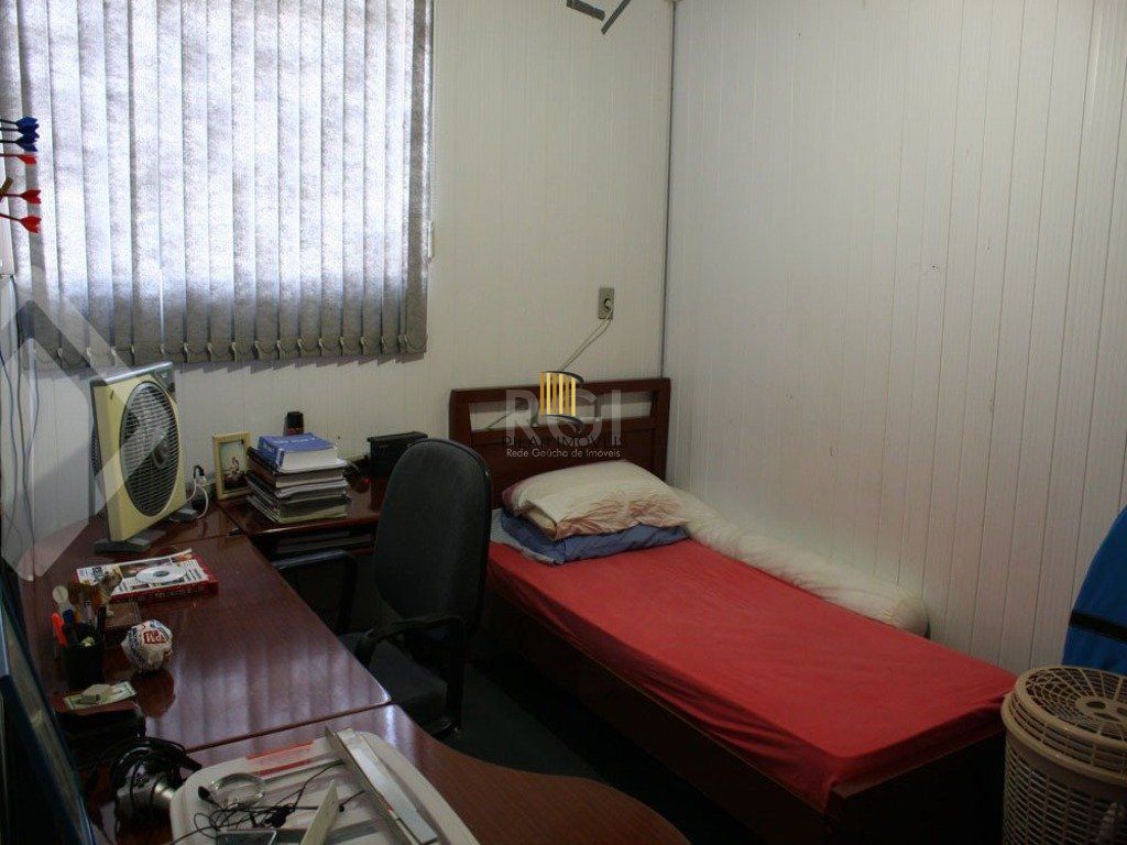 Casa para Venda - 246.24m², 5 dormitórios, sendo 1 suites, 4 vagas - Rubem Berta